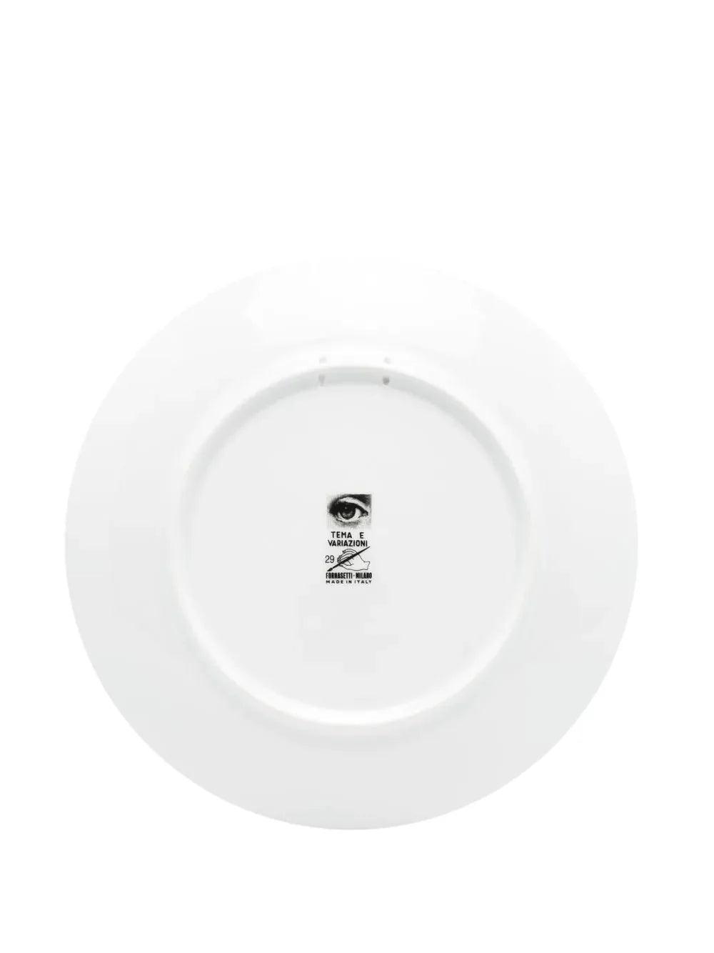Fornasetti Assiette "Tema e Variazioni" n.29 en porcelaine blanche et noire - 42424_TU