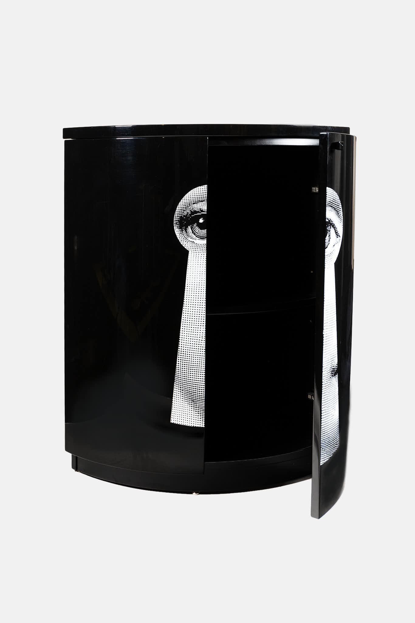 Fornasetti Cabinet d'angle Serratura - noir - 95852_TU 